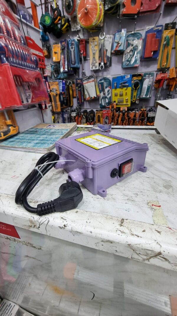 Pompe emmergie 220v 1.5hp  40mm 10-56m – Image 3
