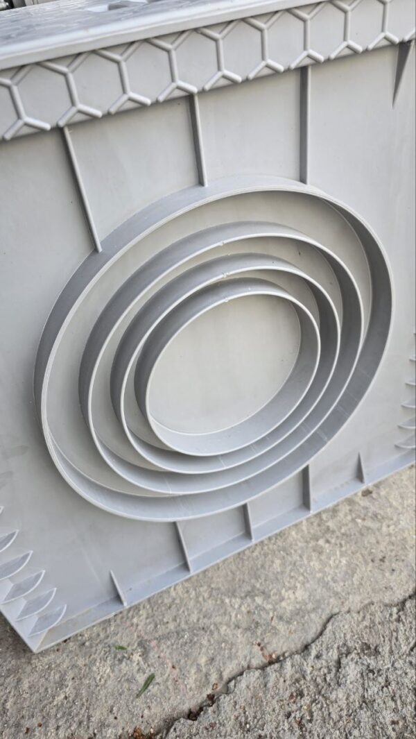 Regard plastique pvc avec couver – Image 3