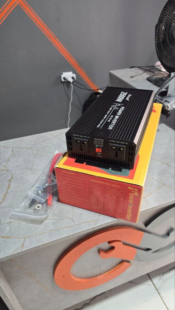 Anduleur 12v/220v 2500w – Image 3