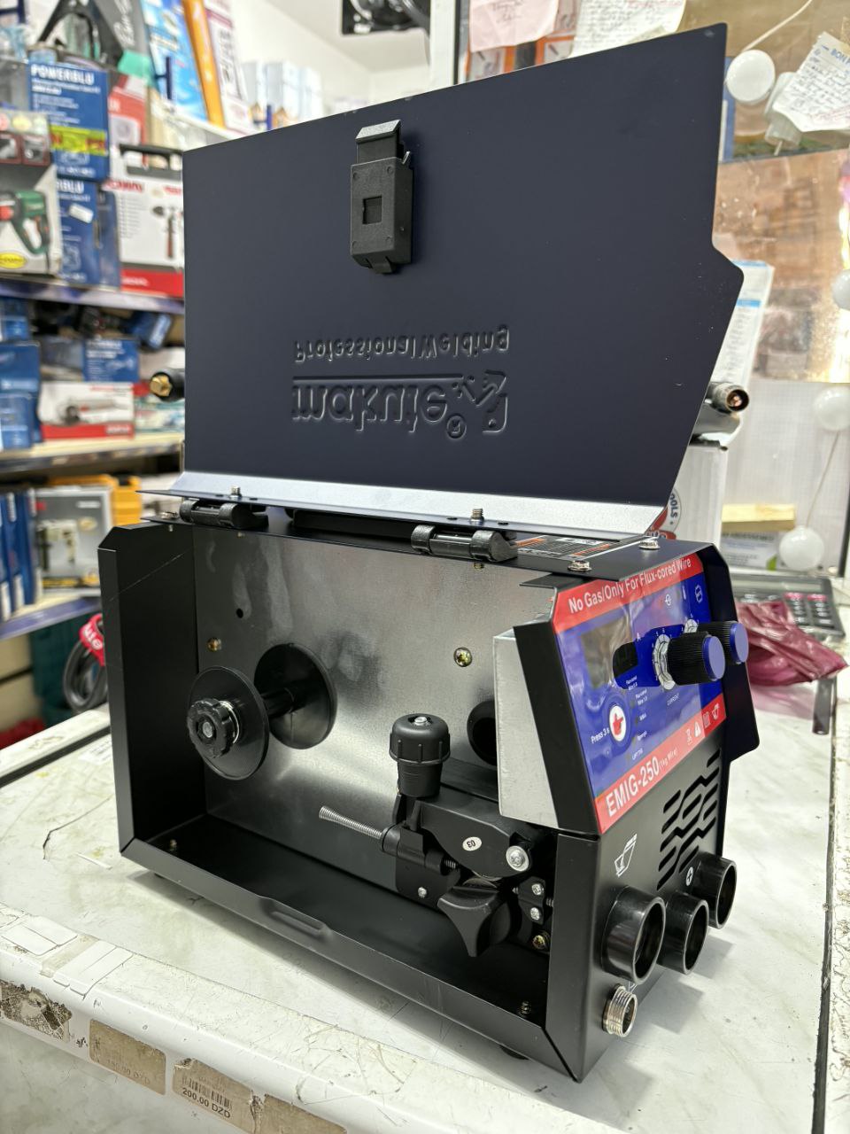 Poste a souder mig mma 250a makute – Image 6