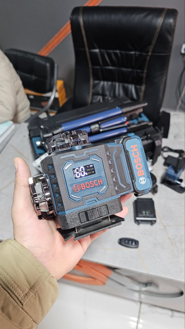 Niveau lazer 16 lignes 4D avec accessoires – Image 7