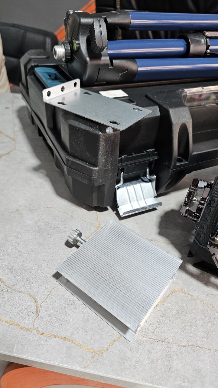 Niveau lazer 16 lignes 4D avec accessoires – Image 3