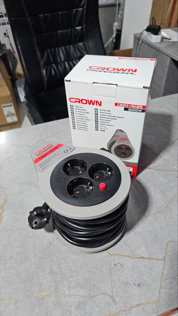 Enrouleur de câble électrique compact 7m CROWN - CEER-A0315 (3000W) – Image 4