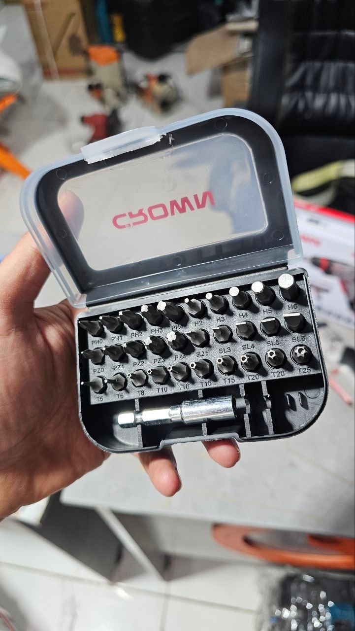 Tournevis sans fil 3.6V avec coffret d'embouts (Marque : CROWN - Modèle : CT22024 MC) – Image 2